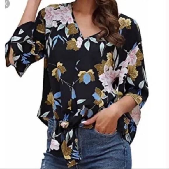 Aakaa Floral Print Kimono Top - Picture 1 of 8